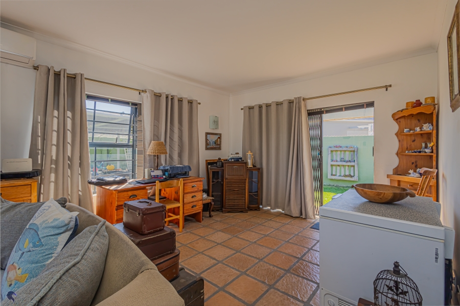 3 Bedroom Property for Sale in Country Club Western Cape